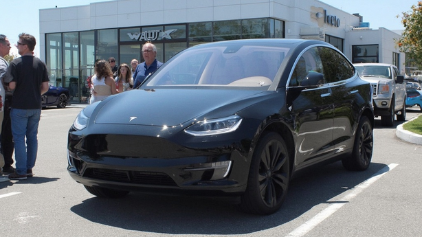 테슬라 이미지0.20668371451245227