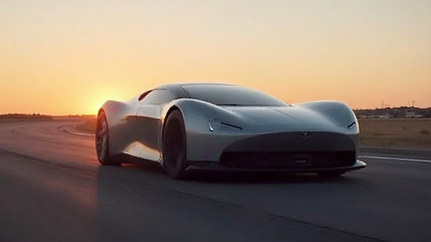 테슬라 이미지0.685361918062821