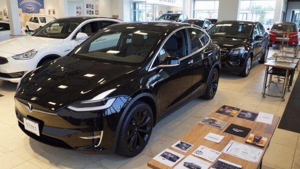 테슬라 이미지0.3257186038810649